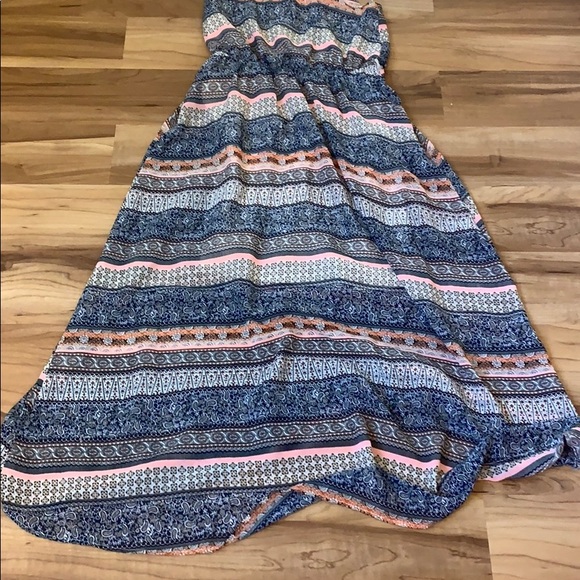 Dress - Picture 2 of 6